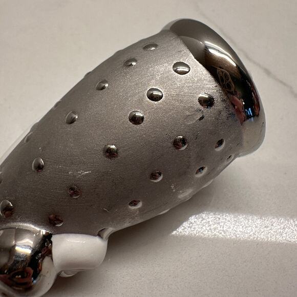 Vintage Pier 1 Christmas Figure Pere Noel Ceramic Santa with Tree Silver - Picture 5 of 7